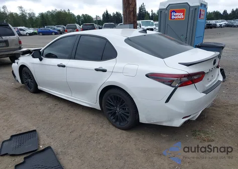 2022 Toyota Camry Nightshade Edition Hybrid from USA, damaged, VIN 4T1T31AK1NU045082